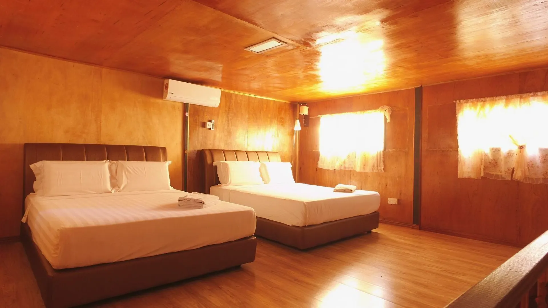 فندق Borneo Tree House كوتا كينابالو